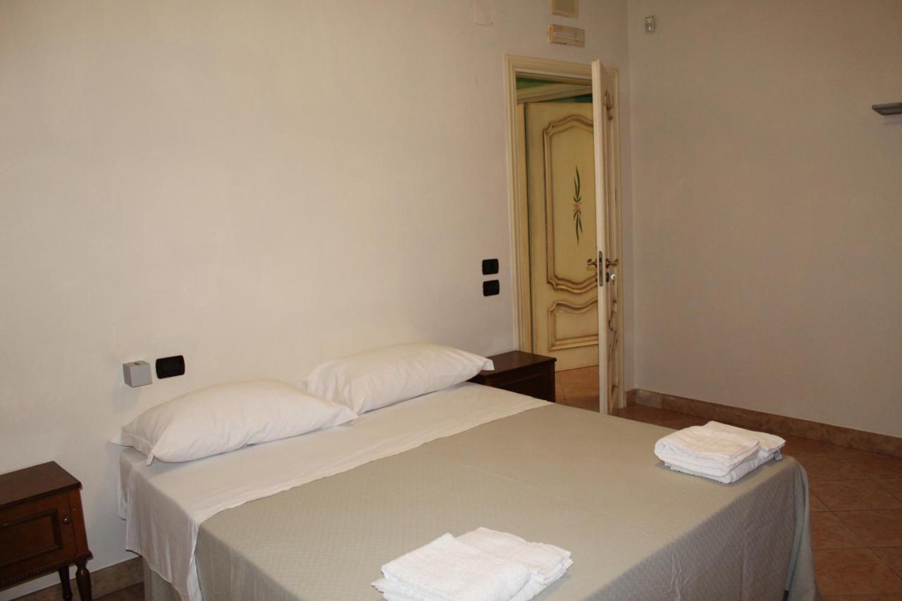 Agriturismo Agri Mediterraneo Capaccio Eksteriør billede