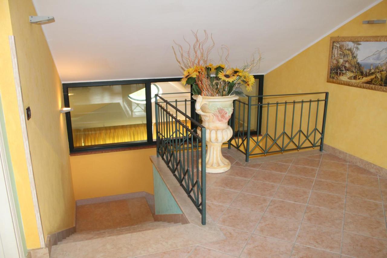 Agriturismo Agri Mediterraneo Capaccio Eksteriør billede